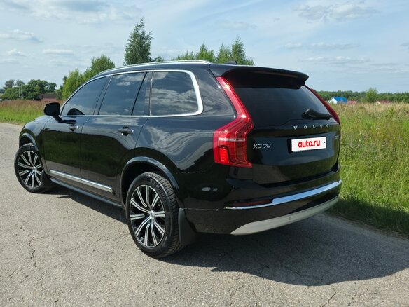 2022 Volvo XC90 B5 II Рестайлинг 1, чёрный, 6200000 рублей - вид 5
