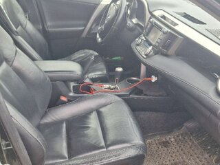 2013 Toyota RAV4 IV (XA40), чёрный, 1800000 рублей, вид 4