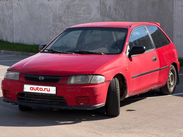 1998 Mazda 323 V (BA), красный, 150000 рублей - вид 1