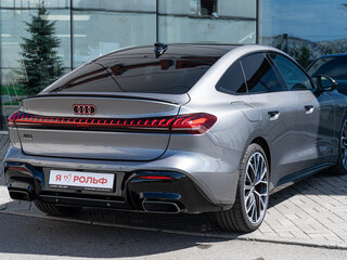 2026 Audi A5 L Sportback III (B10), серый, 6695000 рублей, вид 4