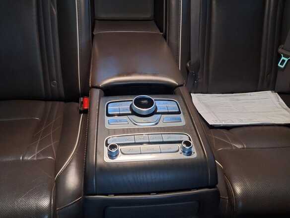 2019 Kia K900 II, коричневый, 2699000 рублей - вид 16