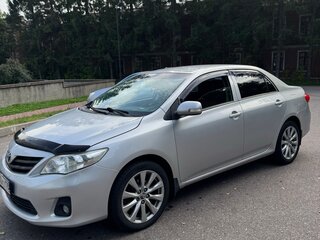 2012 Toyota Corolla X (E140, E150) Рестайлинг, серебристый, 950000 рублей, вид 2