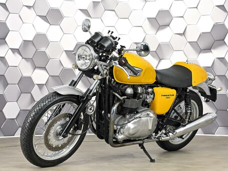 2005 Triumph Thruxton, жёлтый, 499000 рублей, вид 2