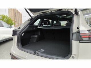 2026 Volkswagen Tiguan L Pro III (China Market), серый, 5356000 рублей, вид 5