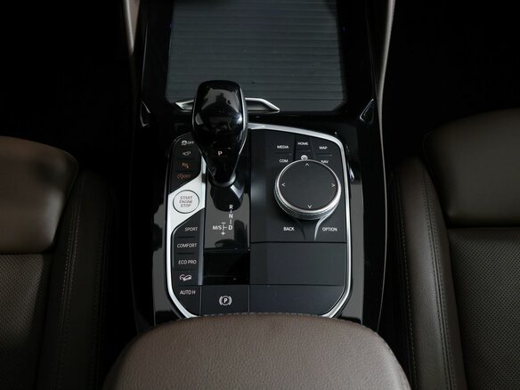 2024 BMW X4 20i II (G02) Рестайлинг, чёрный - вид 24