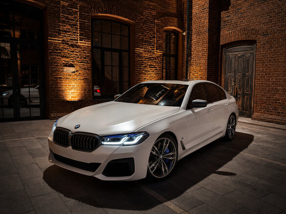 2022 BMW 5 серии M550i xDrive VII (G30/G31/G38) Рестайлинг, белый, 8390000 рублей