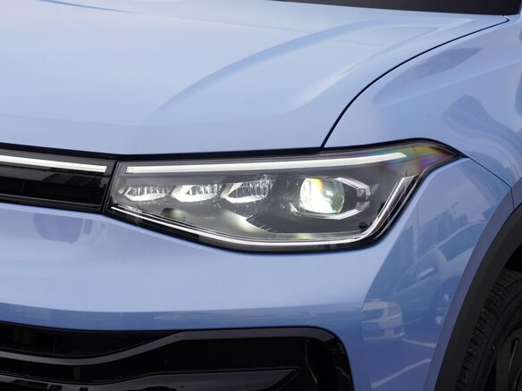 2025 Volkswagen Tharu 300 TSI I Рестайлинг, голубой - вид 8