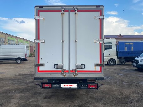 2021 Iveco Daily, синий, 6000000 рублей, вид 3