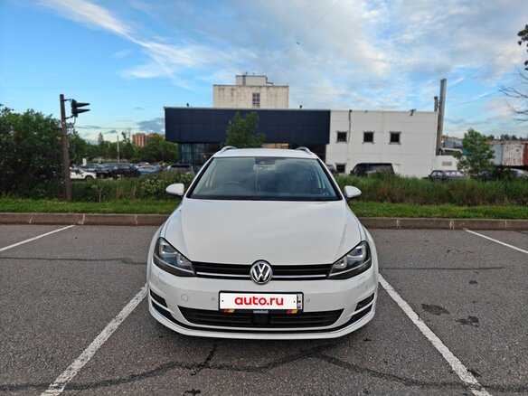 2014 Volkswagen Golf VII, белый, 1370000 рублей - вид 1