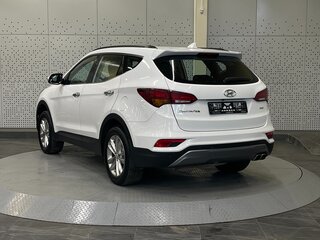 2017 Hyundai Santa Fe III Рестайлинг, белый, 1450000 рублей, вид 4