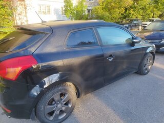 2011 Kia Ceed I Рестайлинг, чёрный, 500000 рублей, вид 3