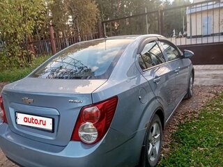 2013 Chevrolet Aveo II, голубой, 650000 рублей, вид 3
