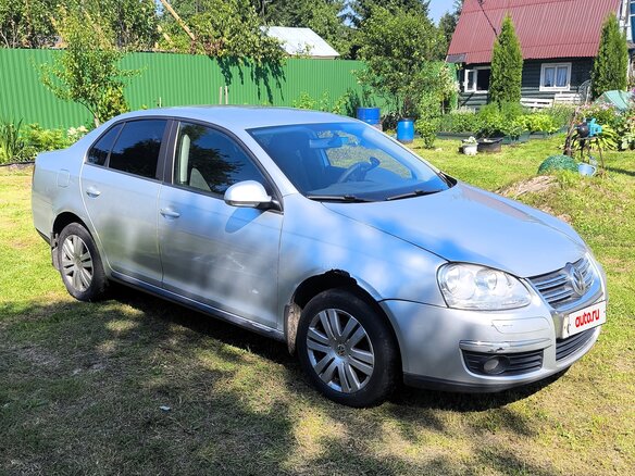2007 Volkswagen Jetta V, серебристый, 420000 рублей - вид 2