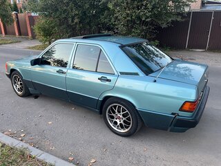 1991 Mercedes-Benz 190 (W201), зелёный, 370000 рублей, вид 4