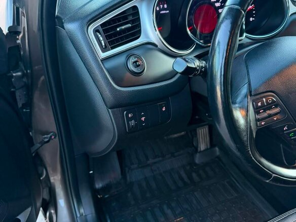 2017 Kia Ceed II Рестайлинг, коричневый, 850000 рублей - вид 8