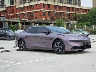2026 Lynk & Co 10 38.2 kWh, фиолетовый, 4285033 рублей, вид 3