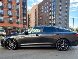 2020 Kia K5 III, чёрный, 3200000 рублей, вид 3