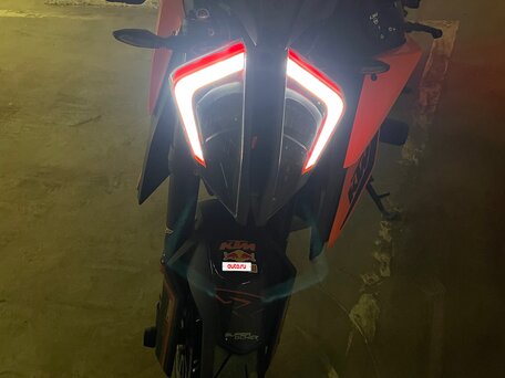 2021 KTM 1290 Super Duke R, оранжевый, 2000000 рублей, вид 5
