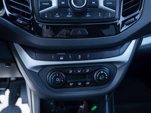2021 Lada (ВАЗ) Vesta SW Cross I, серый, 1390000 рублей - вид 12