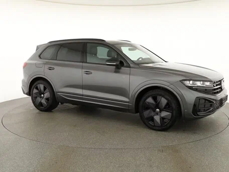 2026 Volkswagen Touareg III Рестайлинг, серый, 11990000 рублей, вид 3