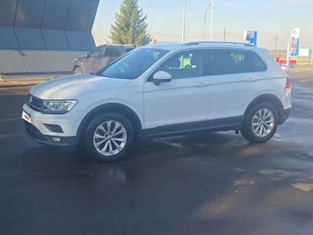 2018 Volkswagen Tiguan II, белый, 2000000 рублей, вид 1