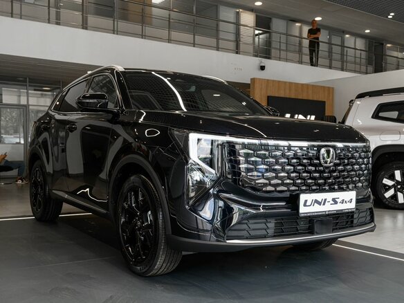 2026 Changan UNI-S I Рестайлинг, чёрный, 3249899 рублей - вид 5