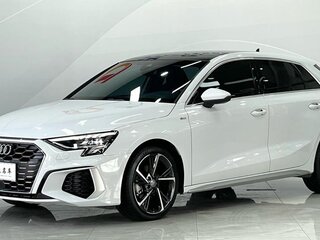 2022 Audi A3 Sportback 35 TFSI IV (8Y), белый, 2200000 рублей, вид 2