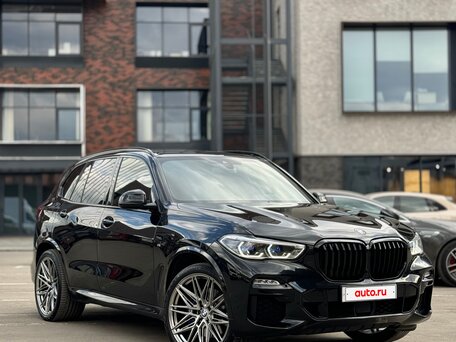 2020 BMW X5 30d IV (G05/G18), чёрный, 6690000 рублей, вид 1