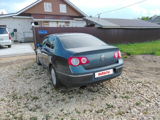 2010 Volkswagen Passat B6, серый, 550000 рублей, вид 3