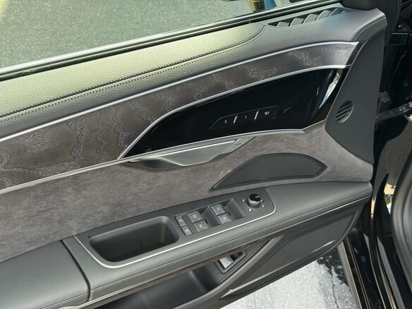 2025 Audi A8 Long 55 TFSI IV (D5) Рестайлинг, чёрный, 20000000 рублей - вид 19