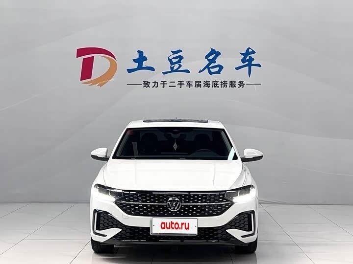 Открыть фотографии: Volkswagen Lavida III Рестайлинг