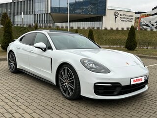 2021 Porsche Panamera II Рестайлинг, белый, 6450000 рублей, вид 4