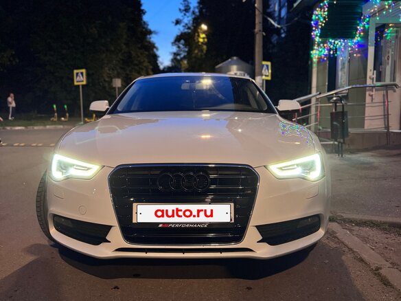 2012 Audi A5 I (8T) Рестайлинг, белый, 1700000 рублей - вид 3