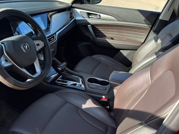 2020 Changan CS35 Plus I, красный, 1549000 рублей - вид 4