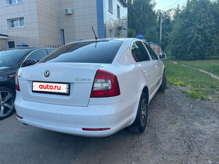 2012 Skoda Octavia II (A5) Рестайлинг, белый, 665000 рублей, вид 2