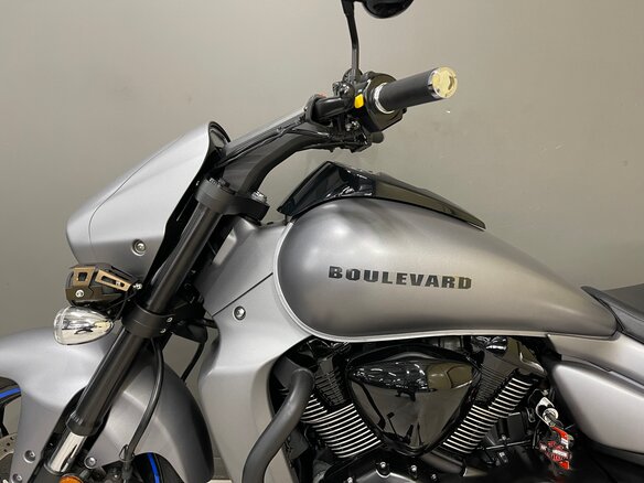 2017 Suzuki Boulevard M109R, серый, 1250000 рублей - вид 6