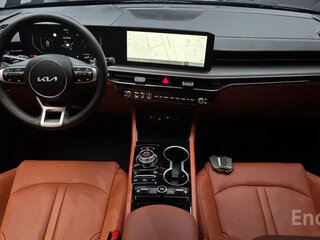 2023 Kia K5 III Рестайлинг, серый, 2790000 рублей, вид 5