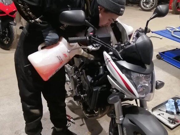 2010 Honda CB 600F Hornet, белый, 590000 рублей - вид 3