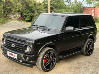 2020 Lada (ВАЗ) 2121 (4x4) Urban I Рестайлинг (2020), чёрный, 1100000 рублей, вид 4