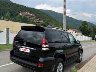 2008 Toyota Land Cruiser Prado 4-speed 120 Series Рестайлинг, чёрный, 2400000 рублей, вид 4