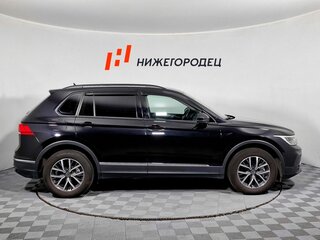 2021 Volkswagen Tiguan II Рестайлинг, чёрный, 3349000 рублей, вид 2