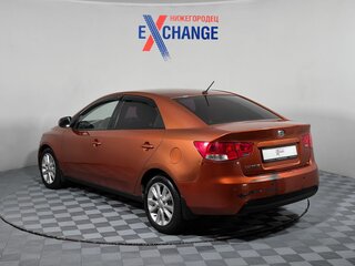 2011 Kia Cerato 6-speed II, оранжевый, 599000 рублей, вид 4