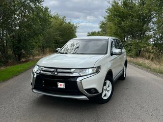 2016 Mitsubishi Outlander III Рестайлинг 2, белый, 1490000 рублей, вид 1