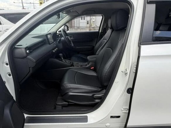 2022 Honda Vezel II, белый, 1760000 рублей - вид 8
