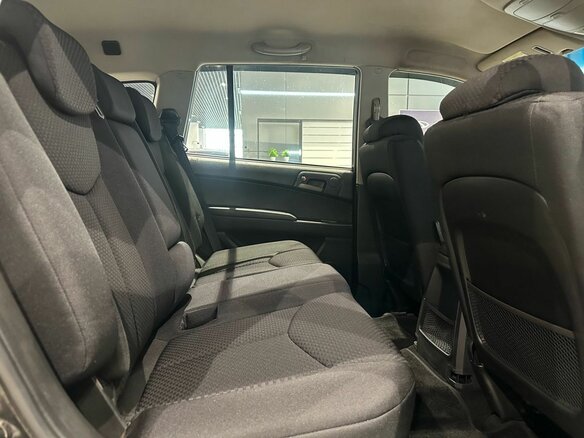 2013 SsangYong Kyron I Рестайлинг, чёрный - вид 10