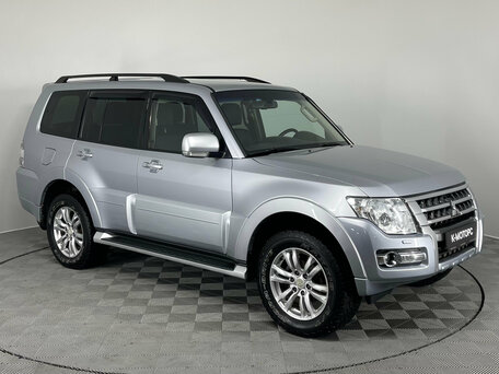2014 Mitsubishi Pajero IV Рестайлинг 2, серебристый, 2460000 рублей, вид 3