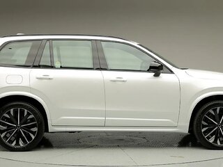 2026 Volvo XC90 B6 II Рестайлинг 2, белый, 10500000 рублей, вид 3