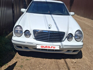 1999 Mercedes-Benz E-Класс 200 II (W210, S210) Рестайлинг, белый, 330000 рублей, вид 1