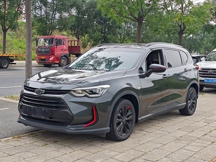 Открыть фотографии: Chevrolet Orlando II