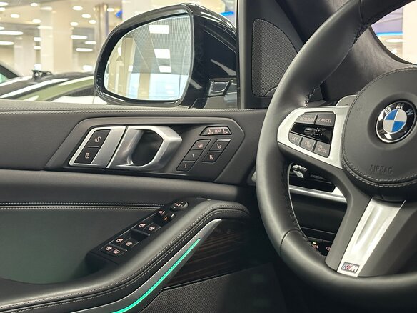 2026 BMW X7 40d I (G07) Рестайлинг, чёрный, 15990000 рублей - вид 18
